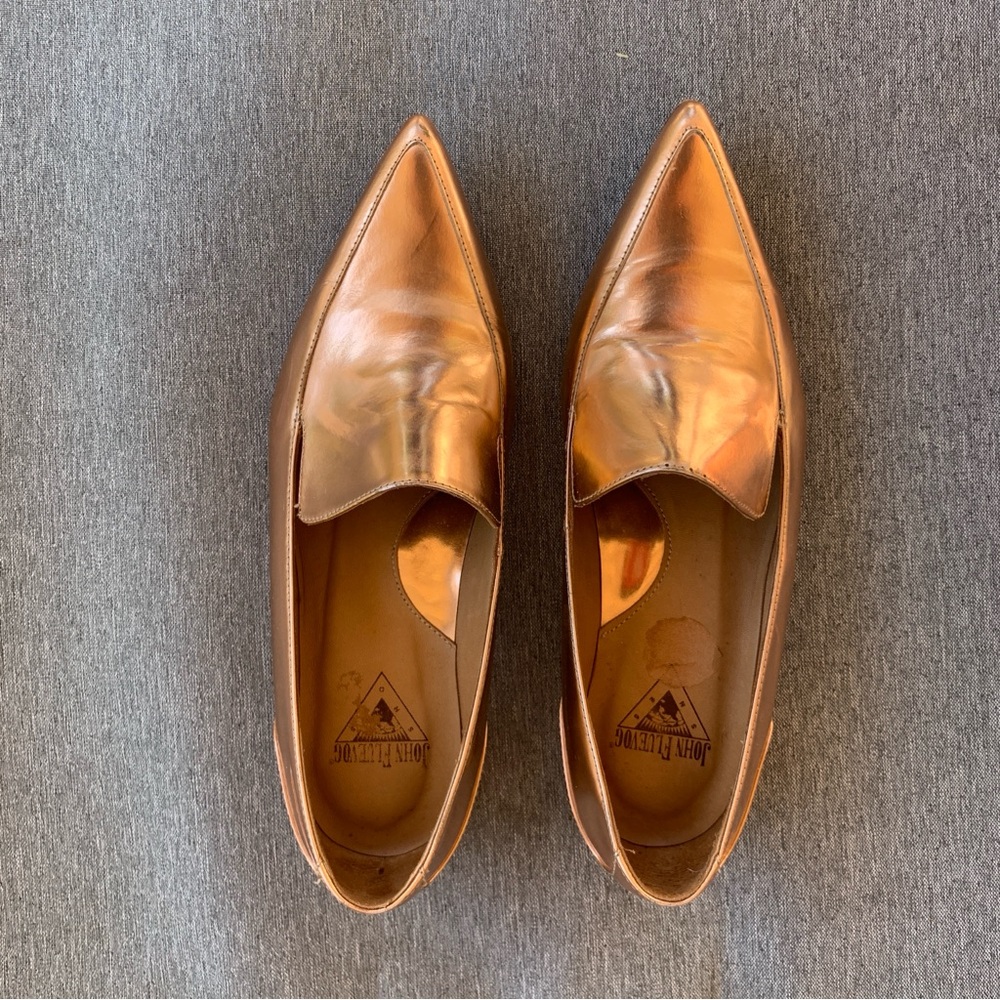 JOHN FLUEVOG High Shine Bronze Flat Loafers Sz 6.5